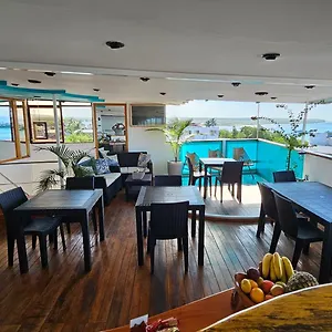 Casa Ocean Pier Puerto Ayora (Galapagos Islands)