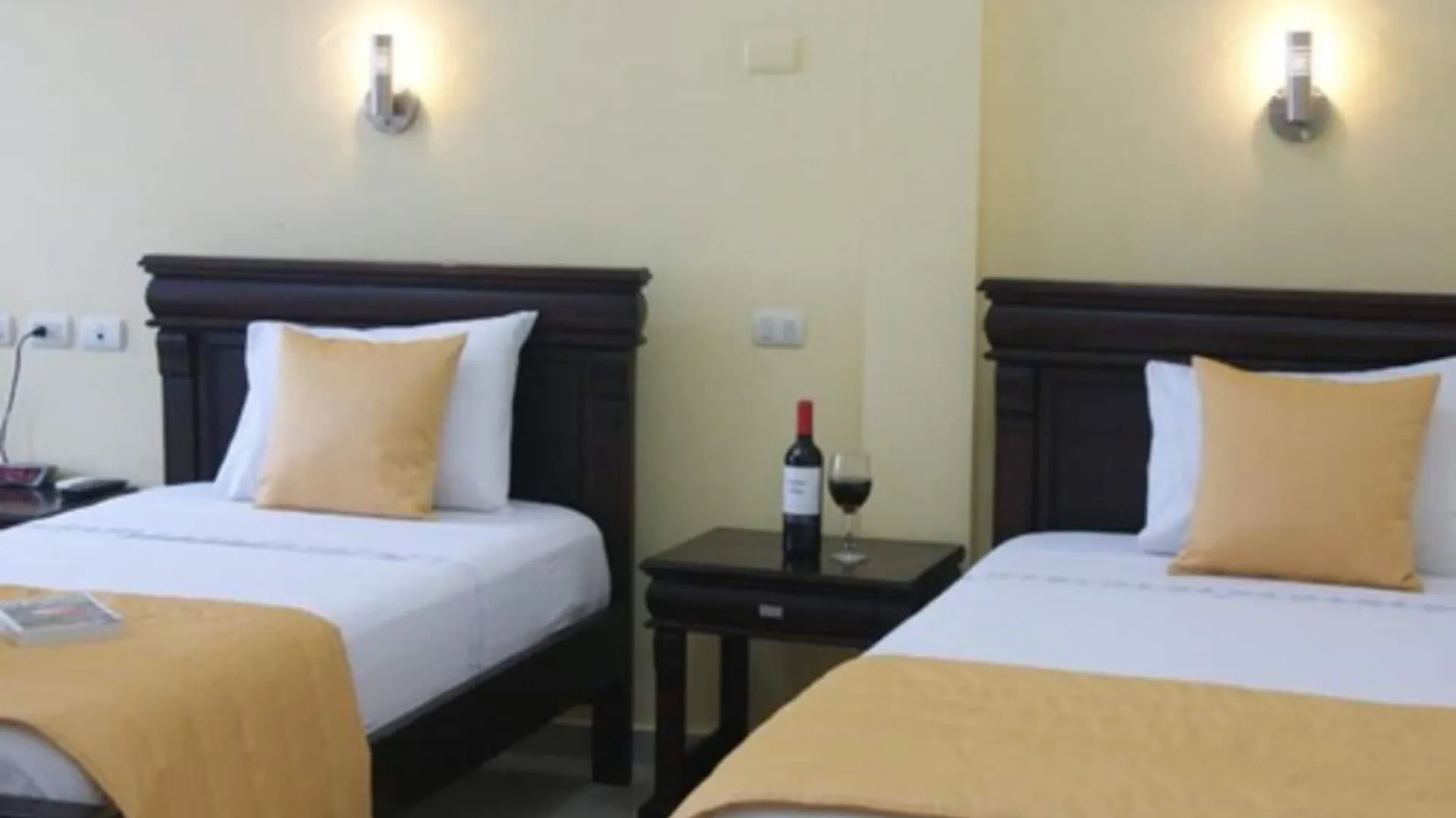 ***  Hotel Flamingo Puerto Ayora  Ecuador