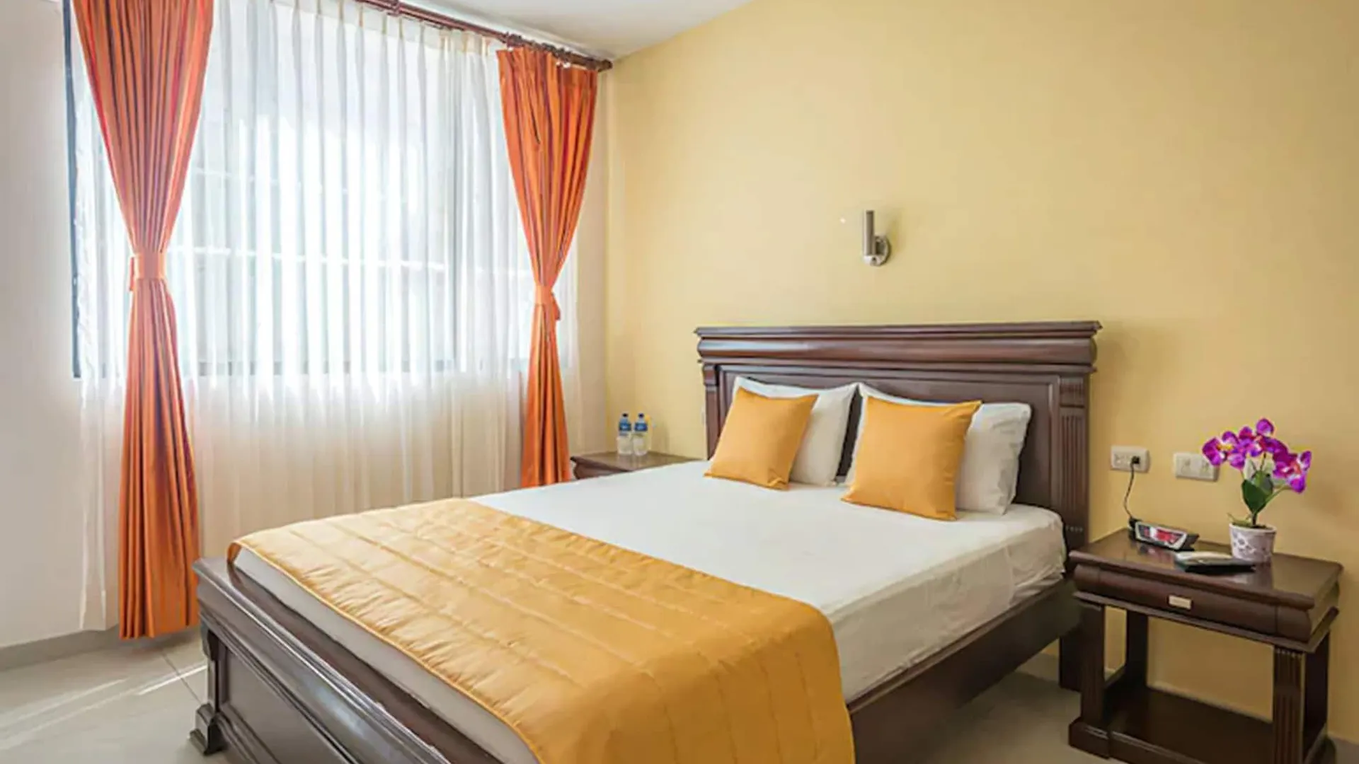 Hotel Flamingo Puerto Ayora   Puerto Ayora (Galapagos Islands)
